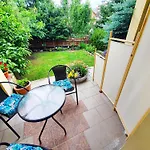 Nowy 2 Przy Termach Cieplickich Apartmán *