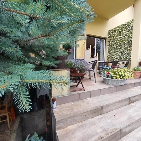 2 Przy Termach Cieplickich Apartment *