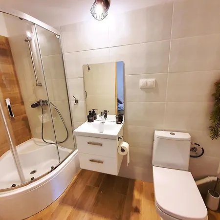 Nowy 2 Przy Termach Cieplickich Apartamento