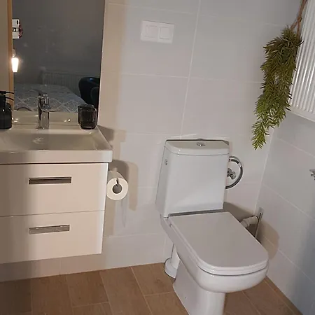 Nowy 2 Przy Termach Cieplickich Apartamento *