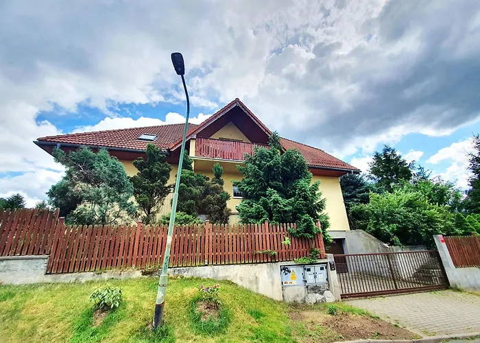 Apartment Nowy 2 Przy Termach Cieplickich Jelenia Gora